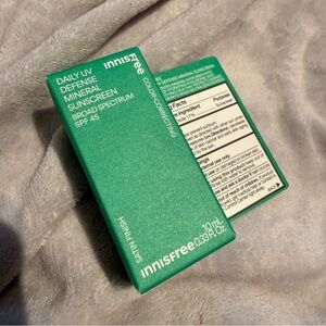 NEW Innisfree Daily UV Defense Mineral Sunscreen - Deluxe sample size